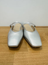 Load image into Gallery viewer, Mule Mary Jane Flat

