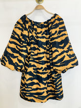 Load image into Gallery viewer, Alina Tiger Striped Puff Sleeve Shift Dress (NWT, orig. $420)

