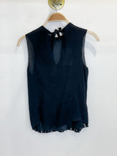 Load image into Gallery viewer, Sleeveless Tissue Weight Pleated Blouse
