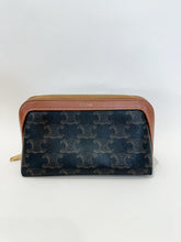 Load image into Gallery viewer, Triomphe Print Small Pouch (orig. $430)
