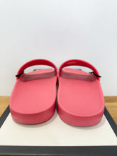 Load image into Gallery viewer, Rubber Slides (NEW with box)
