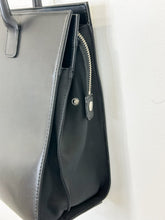 Load image into Gallery viewer, Structured Leather Shoulder Bag
