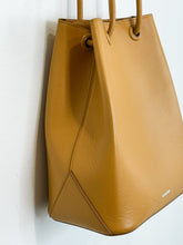 Load image into Gallery viewer, Structured Leather Lunch Bag Tote

