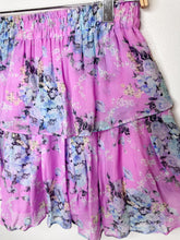 Load image into Gallery viewer, Floral Tiered Mini Skirt
