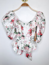 Load image into Gallery viewer, Brio Floral Top (NWT, orig. $195)

