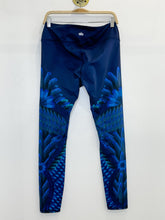 Load image into Gallery viewer, Feather Print Leggings
