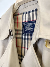 Load image into Gallery viewer, Vintage Classic Trench
