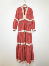 Load image into Gallery viewer, Vintage 70's Floral Long Sleeve Maxi Dress
