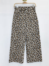 Load image into Gallery viewer, Leopard Print Wide Leg Pants
