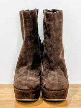 Load image into Gallery viewer, Suede Platform Ankle Boots
