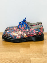 Load image into Gallery viewer, 1461 Floral Three-Eye Shoes
