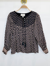 Load image into Gallery viewer, Floral Cotton Long Sleeve Button Up Shirt
