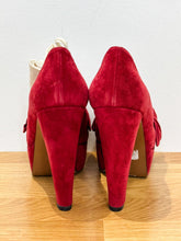 Load image into Gallery viewer, Suede Platform Bow Pumps
