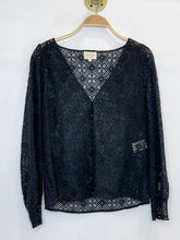 Load image into Gallery viewer, Gaya Open Tile Knit Button Front Blouse
