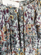 Load image into Gallery viewer, Presley Silky Long Sleeve Floral Knee Length Dress
