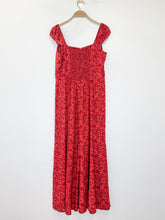 Load image into Gallery viewer, Bryson Cap Sleeve Rose Print Midi Dress
