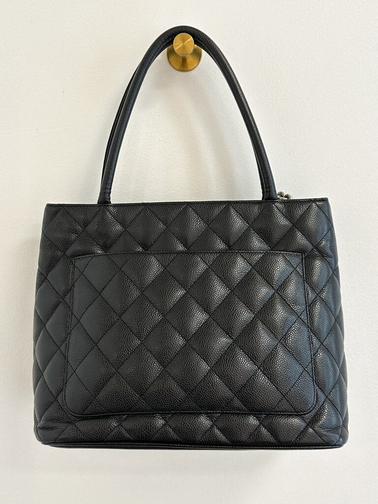 Caviar Quilted Medallion Tote – Raylee Consignment Boutique