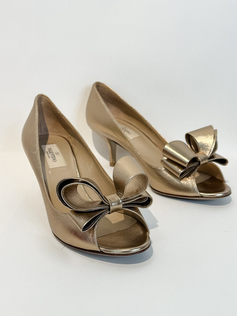 Leather Open Toe Kitten Heels with Bows (orig $695)