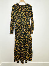 Load image into Gallery viewer, Long Sleeve Floral Maxi Dress
