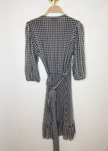 Load image into Gallery viewer, Gingham Mesh 1/2 Sleeve Wrap Dress
